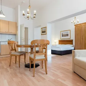 Aldano Apartahotel Viena